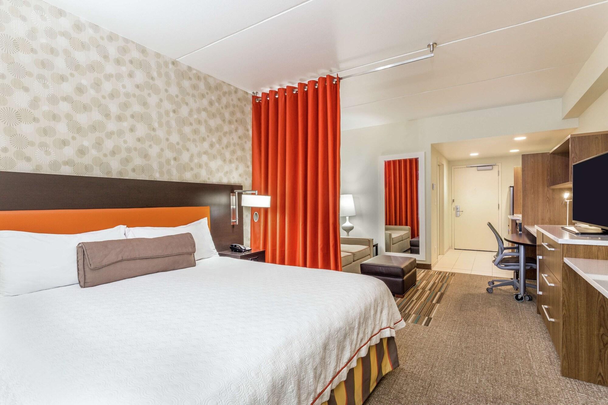 Hotel Home2 By Hilton Airport/wolf Rd