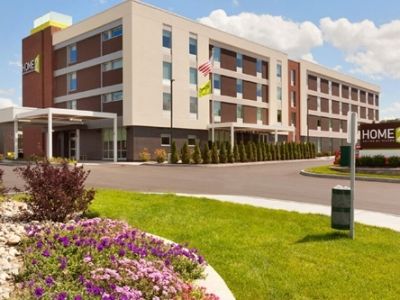 Hotel Home2 By Hilton Airport/wolf Rd 3*