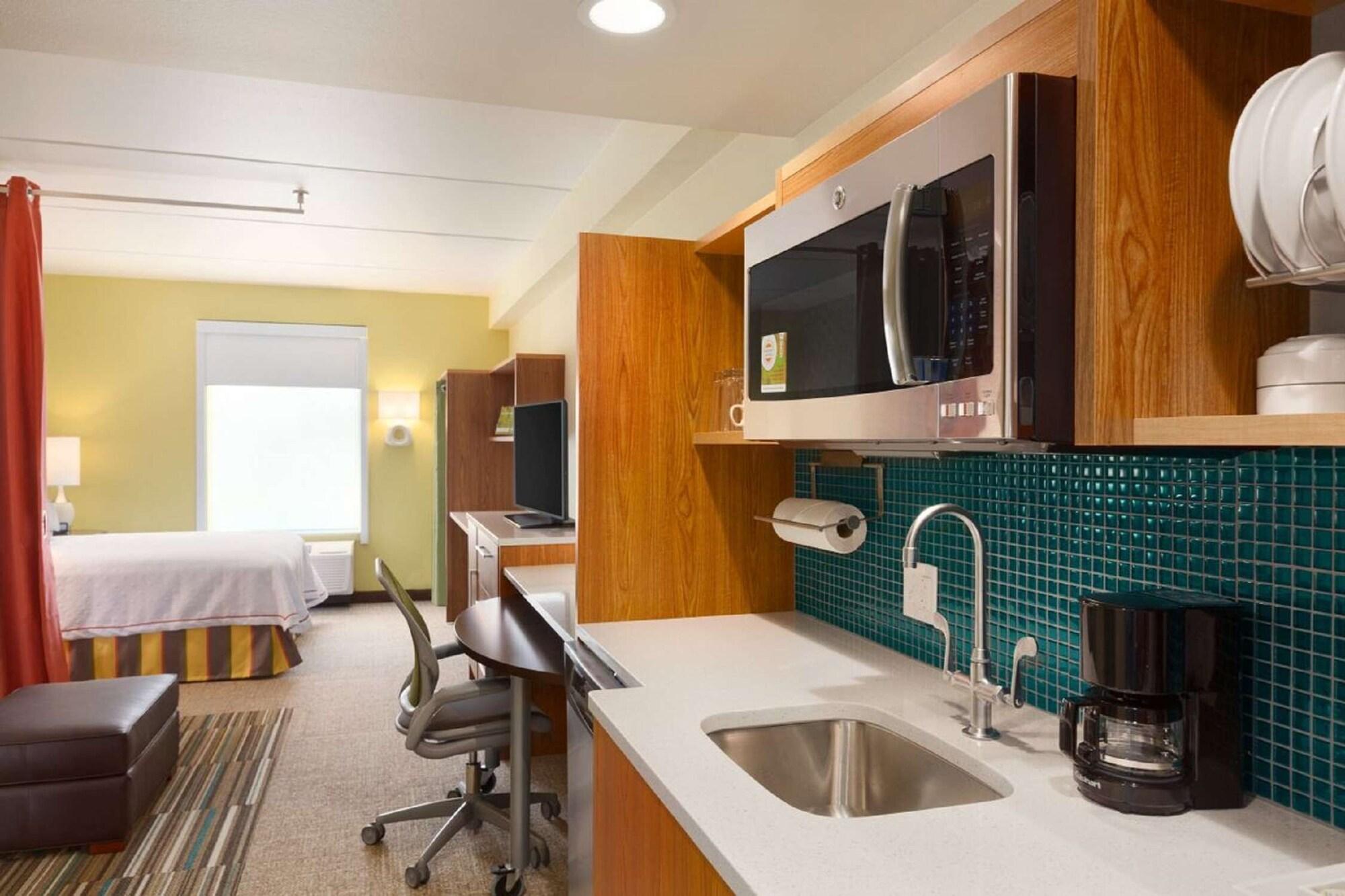 Home2 By Hilton Airport/wolf Rd 3* Albany